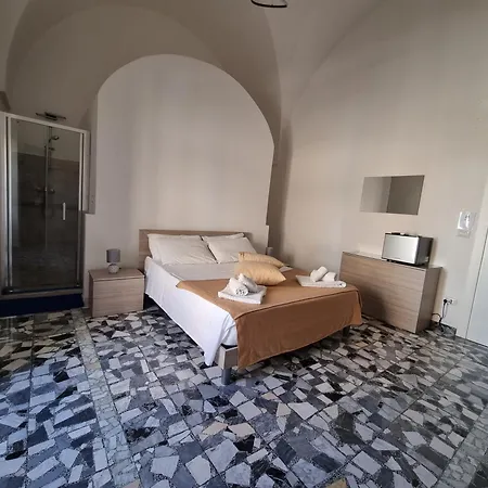 ベッド・アンド・ブレックファスト Templari